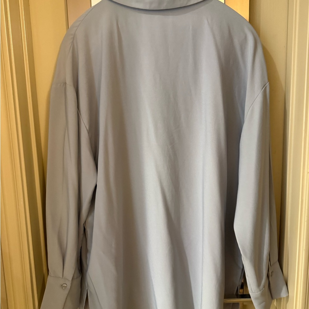 Gray Tunic button up - Picture 3 of 3